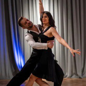 couple-dance-classes