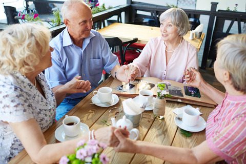 Safe and Engaging Dementia Care Simi Valley for Seniors