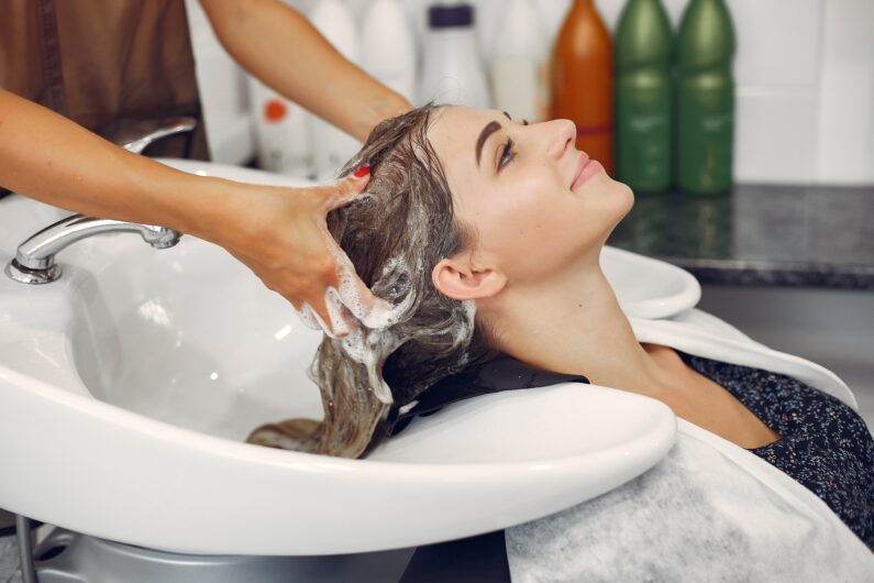 Professional Home Beauty Salon Services Dubai