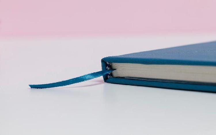 Bachelorarbeit Leimbindung – Professionell & Hochwertig