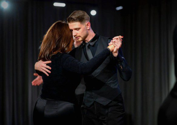 Get Affordable Dance Classes for Adults in Abu Dhabi