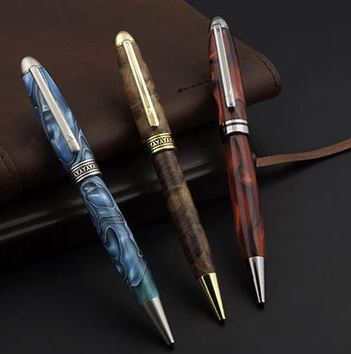 Looking for Personalized Wooden Desk Accessories?