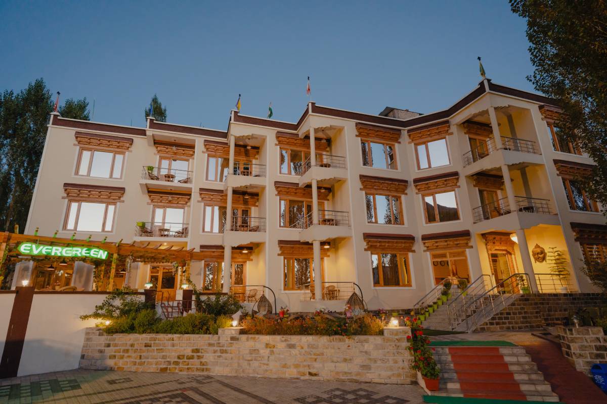 Best Couple Friendly Hotels in Leh Ladakh