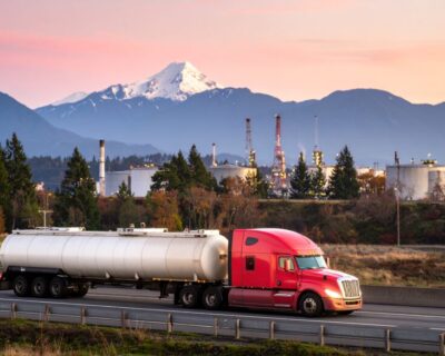 Firefly_Create-a-high-quality-realistic-and-visually-striking-image-depicting-modern-energy-479775-1024×585-1