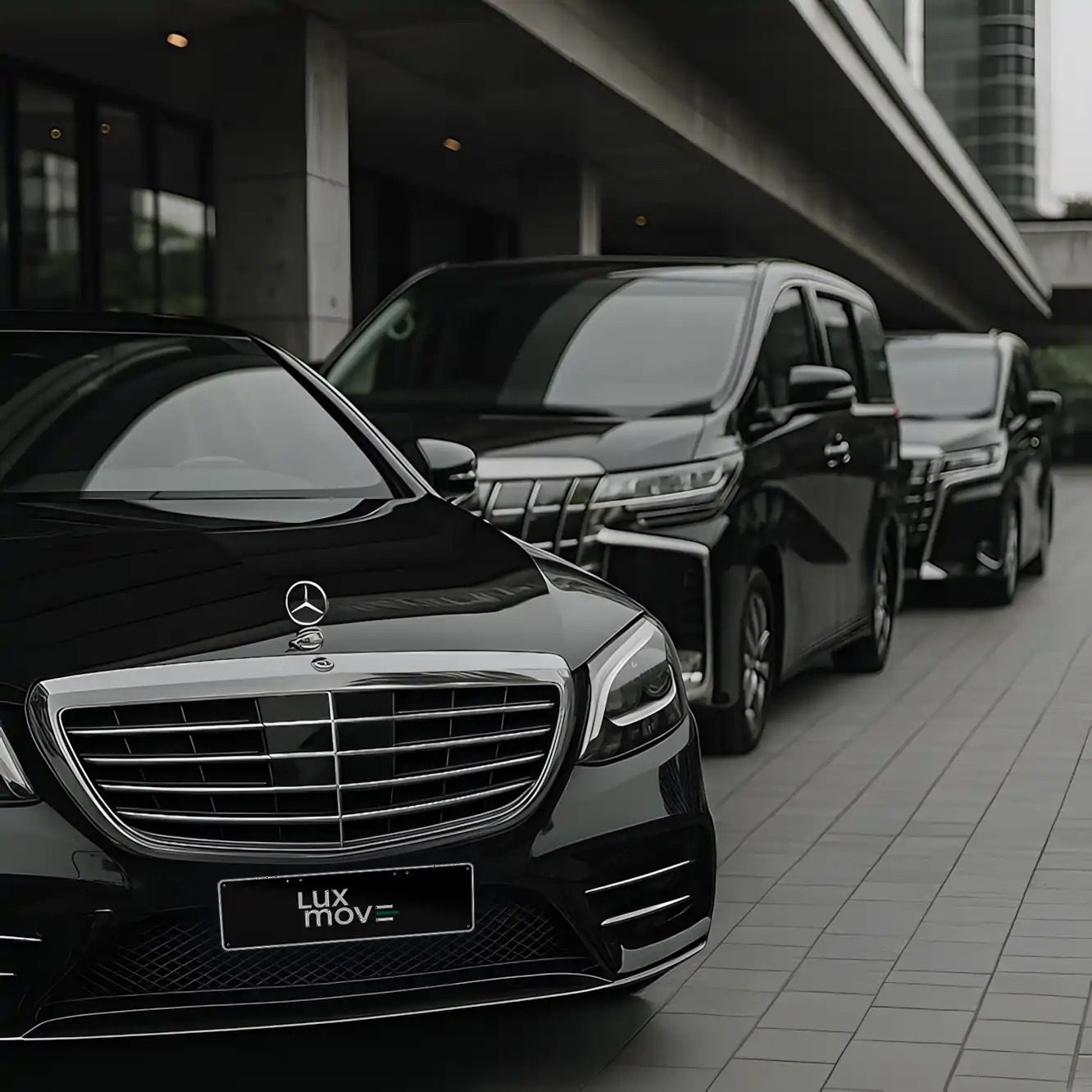 LuxMove Thailand – Premium Chauffeur & Luxury Airport Transfer Service
