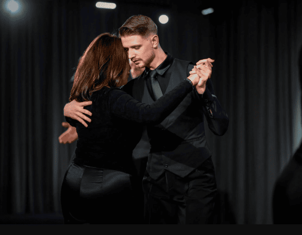 Get Professional Dance Lessons for Couples in Abu Dhabi