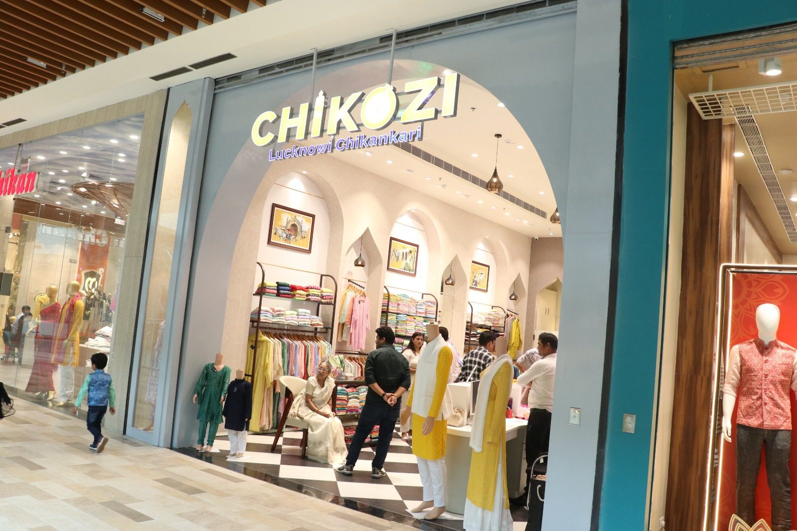 Chikozi – chikan suit shop in gomtinagar
