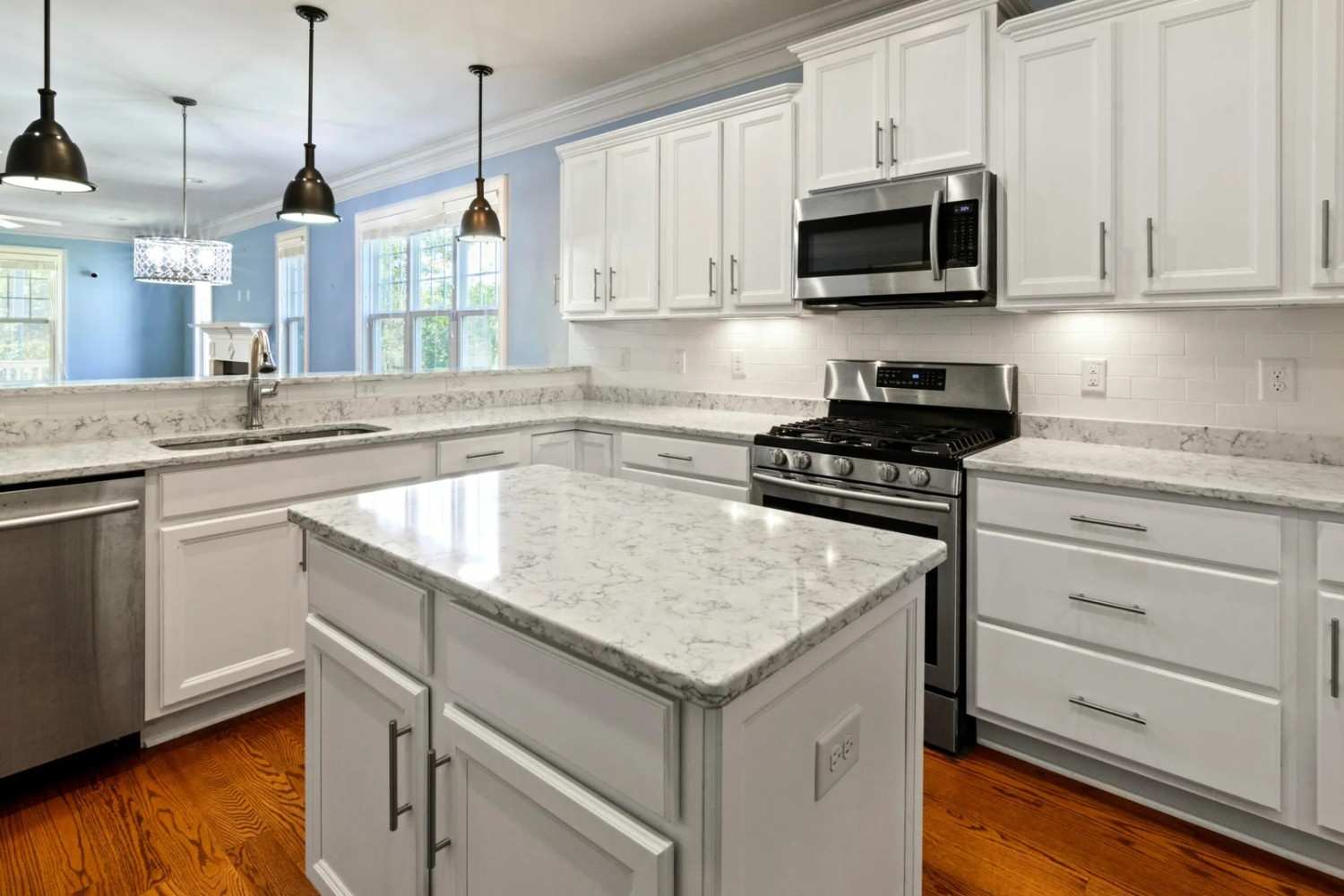 Upgrade Your Kitchen with Custom Kitchen Cabinets Orlando