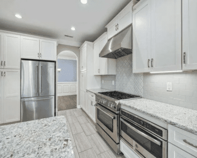 custom-kitchen-cabinet-pt-contract