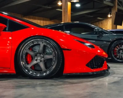 imgi_157_HyperCars-Barn-56_Large