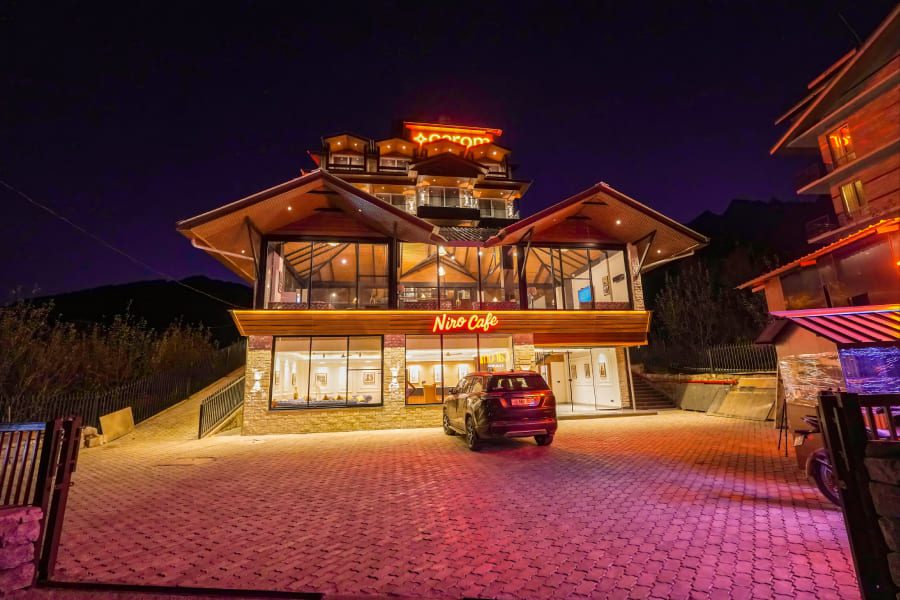 Luxury Hotel in Kullu Manali | Premium Stay with Himalayan Views