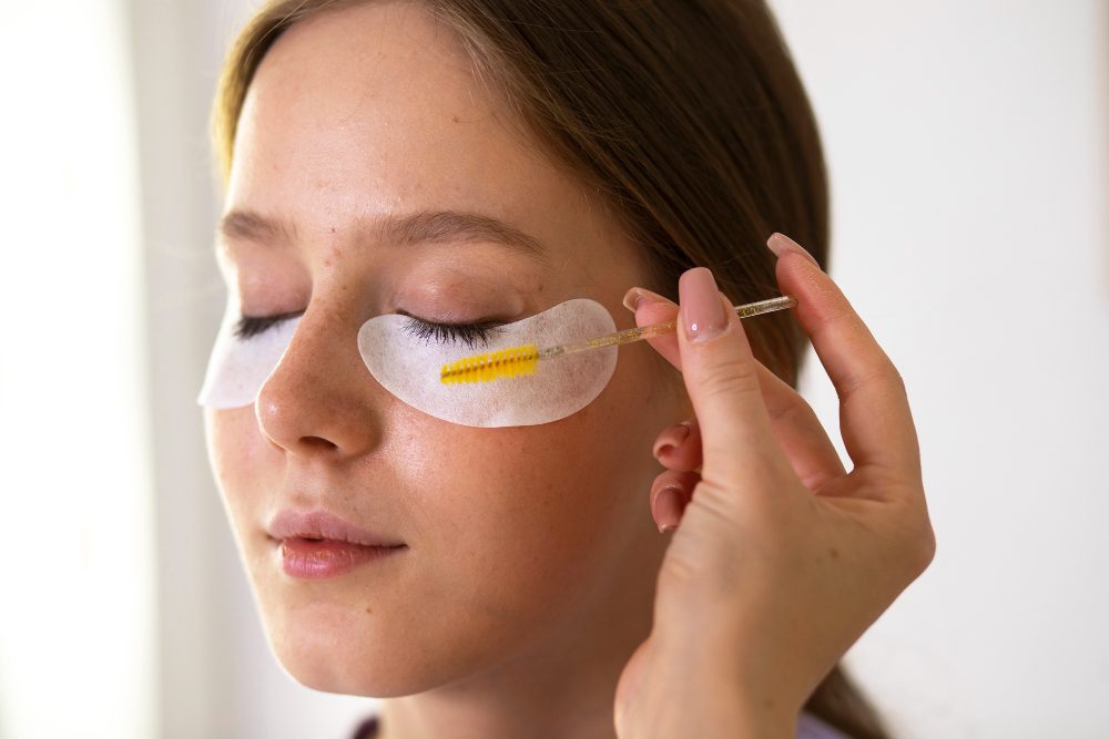 Get Gorgeous Eyes with Hybrid Lash Extensions at Lashes by Aree