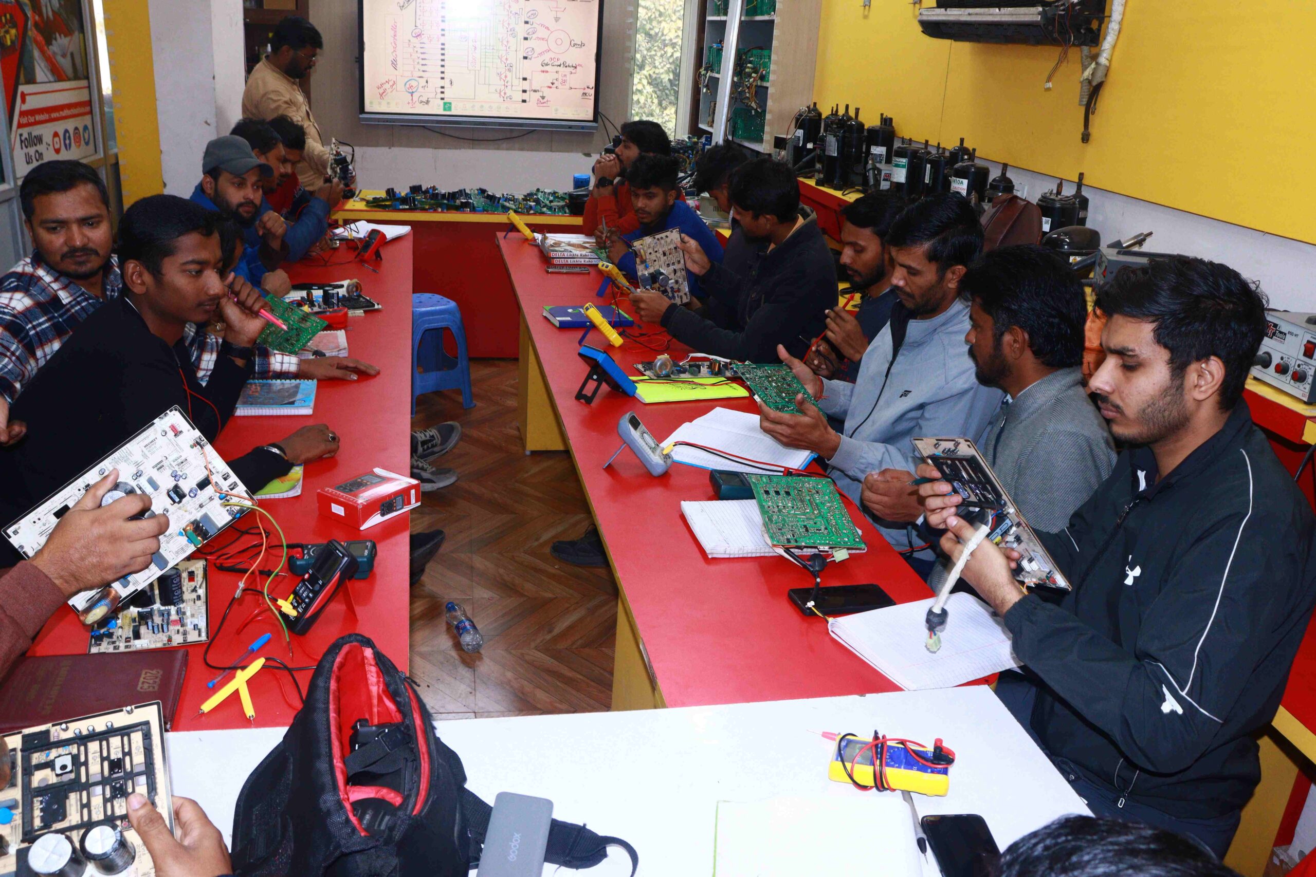 Ac PCB Repairing Course | Ac PCB Repairing Institute in Delhi