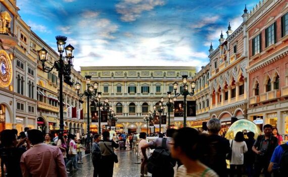 Transfer from Guangzhou Airport to Hotel with Comfort