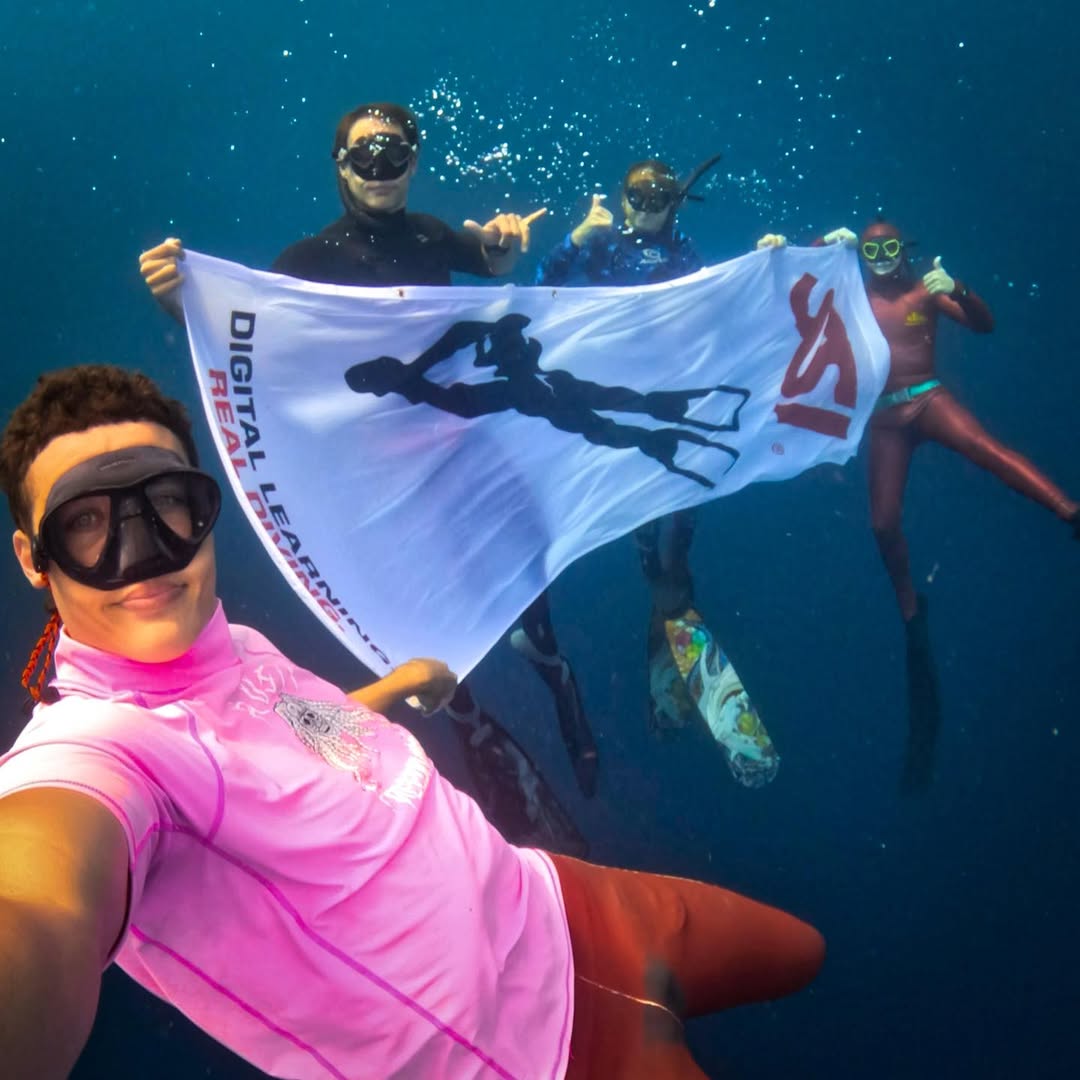 Learn to Dive Perth | Professional Diving Lessons Perth | Rusty Freedi