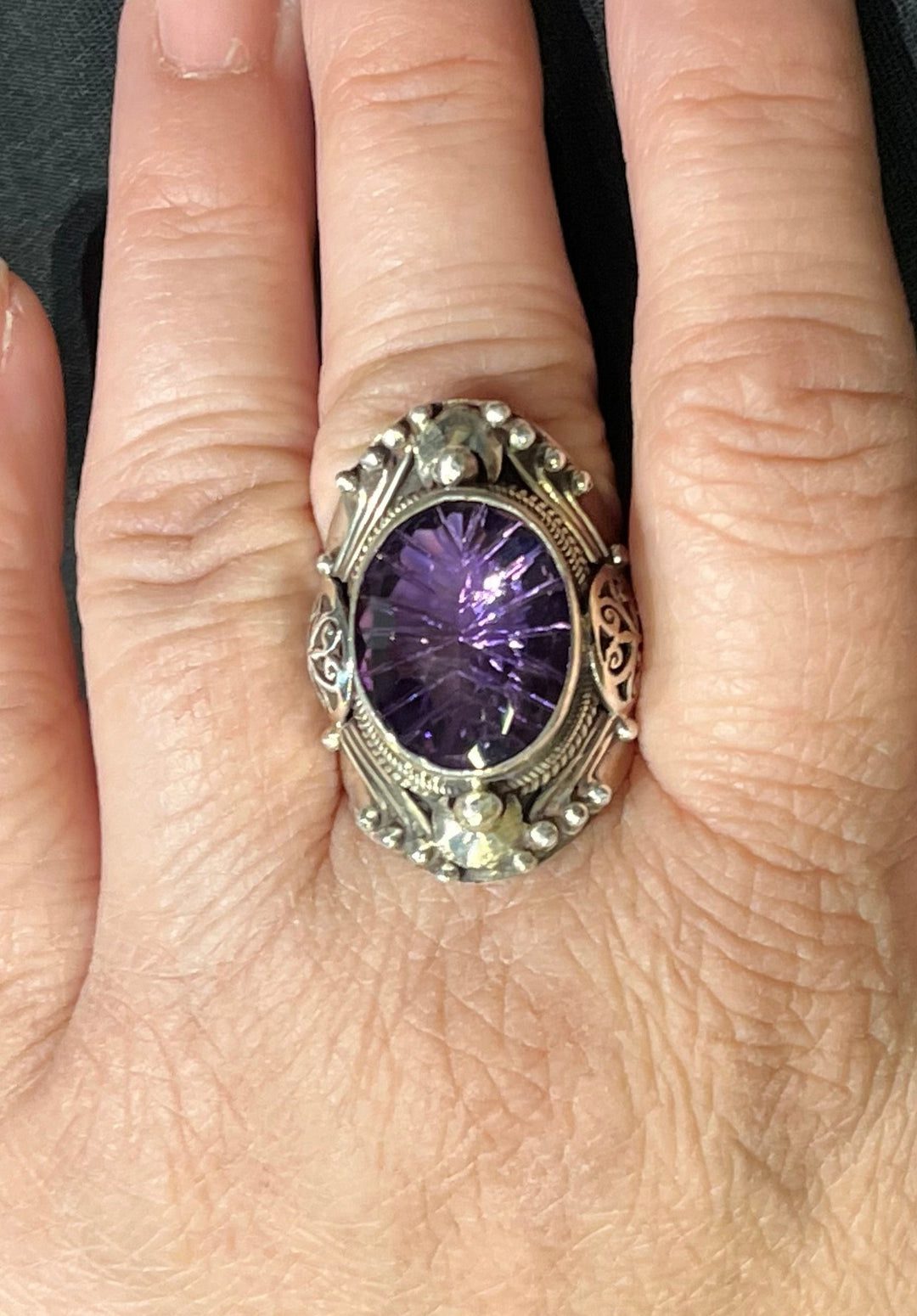 Stunning Women’s Gemstone Rings Elegant Styles for Every Occasion.