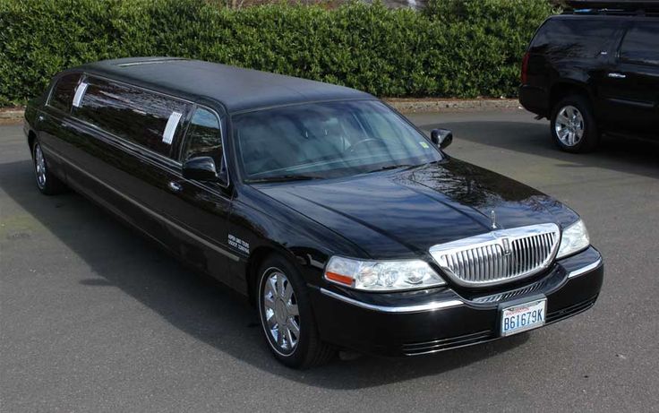 Comfortable Airport Transfers Made Limo Service At Denver Airport
