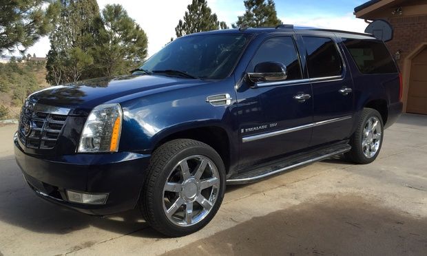 Comfortable Chauffeured Travel For Business Limo Rental In Denver Co
