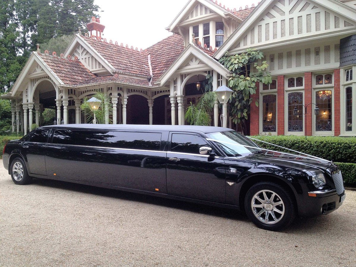 Discover Comfort and Elegance With Luxury Car Rental in Denver